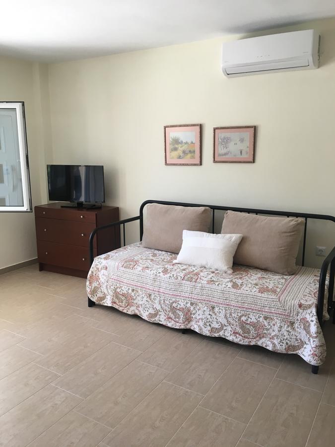 Armonia Apartment *